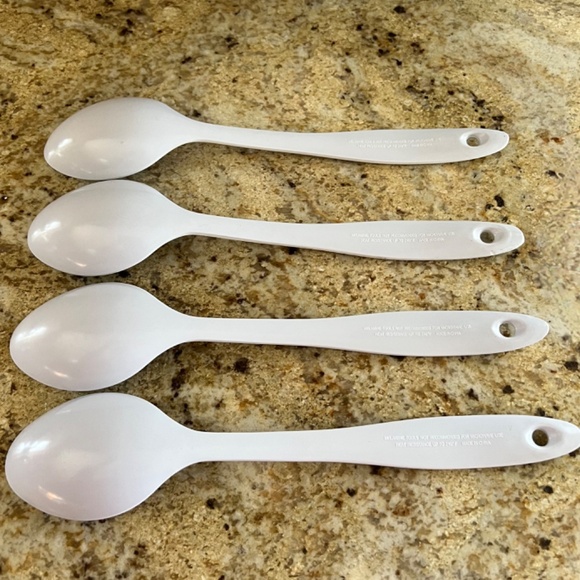 4 MELAMINE NEW SERVING SPOONS WHITE extra large PERFECT UTENSILS! - Picture 3 of 5